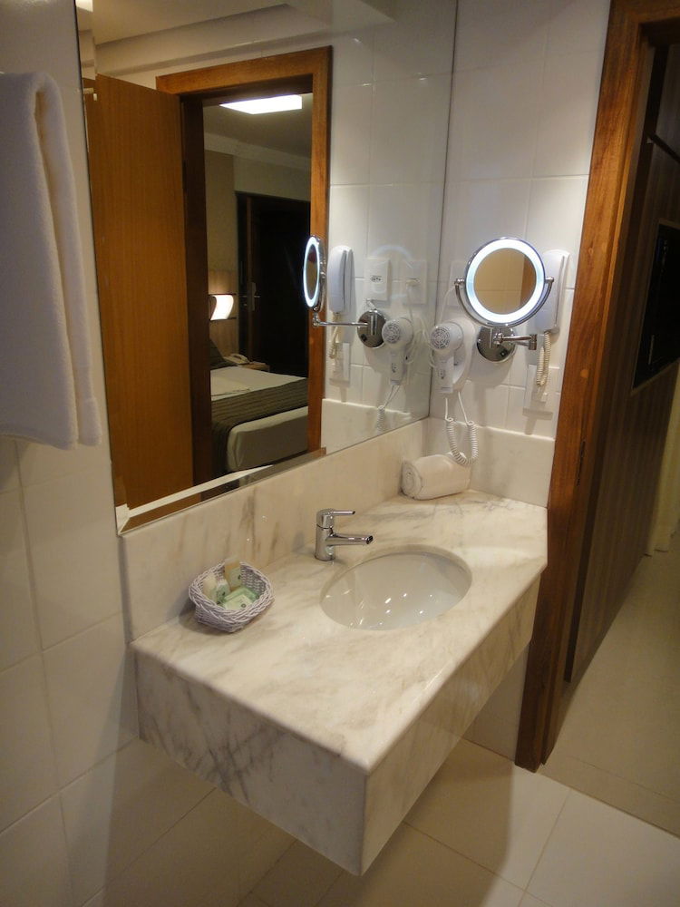 Hotel Bh Jaragua Hotel