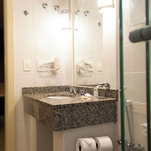 Hotel Master Curitiba cazare Curitiba