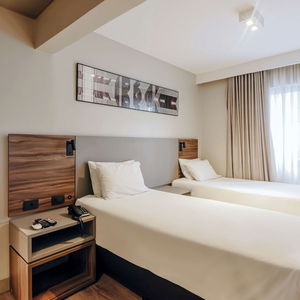 Hotel Mercure Curitiba Batel Hotel cazare Curitiba