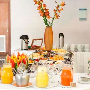 Hotel Quality Hotel Curitiba cazare Curitiba