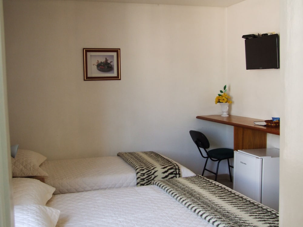 Hotel Rede Andrade Guaíra