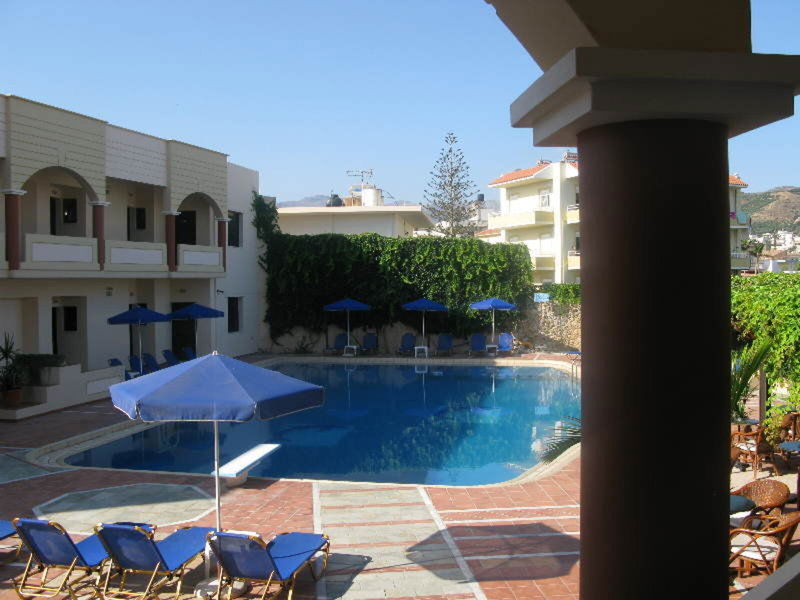 Hotel Christina Beach