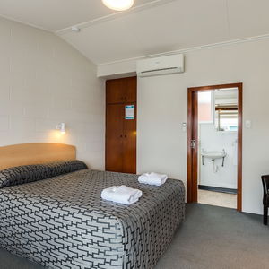 Hotel Ocean Beach Hotel cazare Dunedin