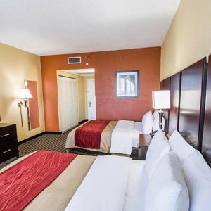 Sejur Clarion Inn And Suites Miami Airport vacanta Miami