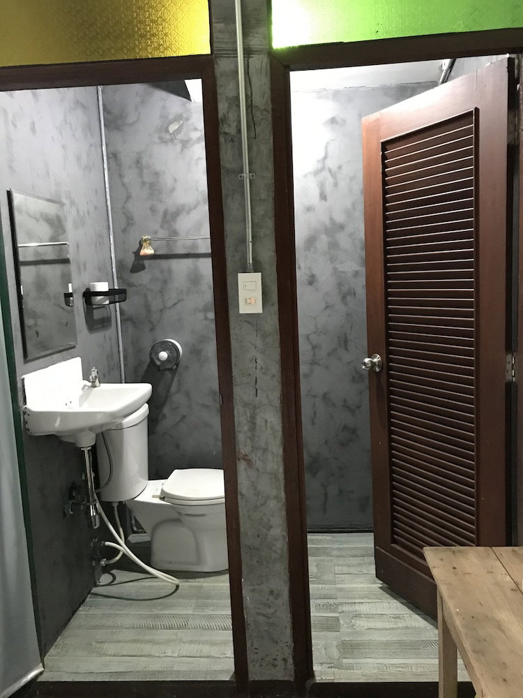 Hotel Lanna Hostel