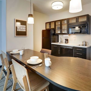 Hotel Sonesta Simply Suites Miami Airport Doral cazare Miami