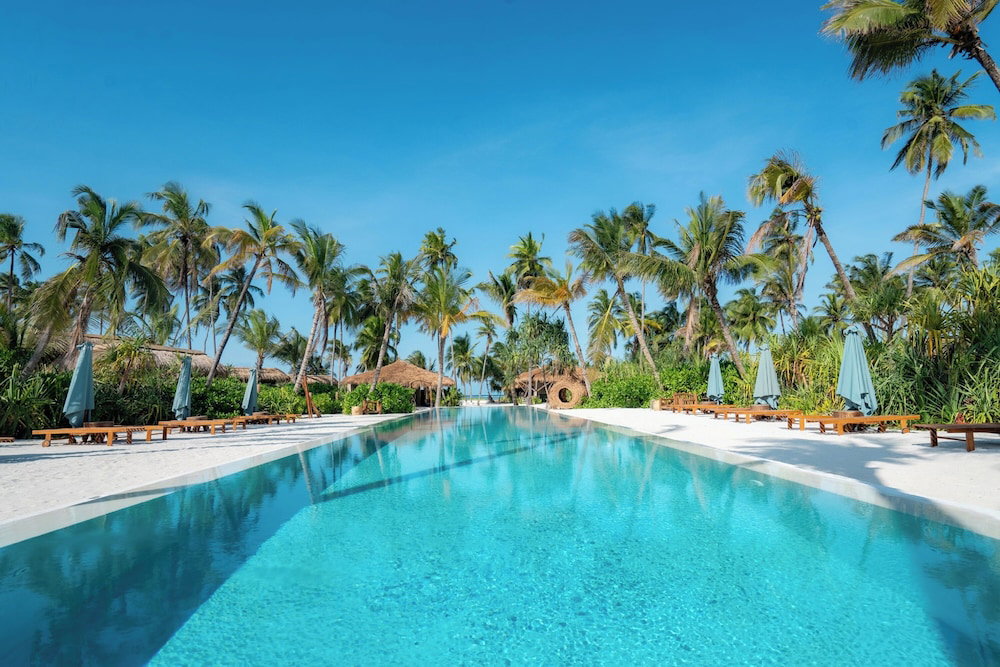 Hotel Sensations Eco Chic Hotel