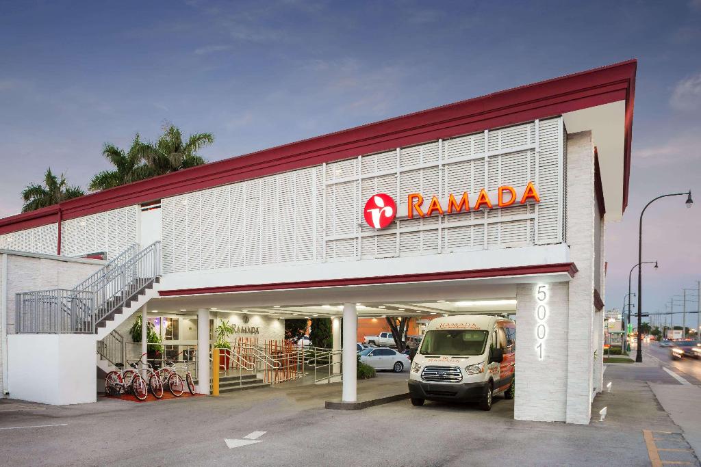 Hotel Ramada By Wyndham Miami Springs International Arpt