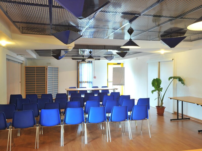 Hotel Welcomotel Beauvais Aéroport