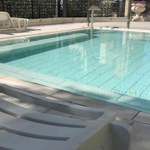 Hotel Atmosphere Suite cazare Adria