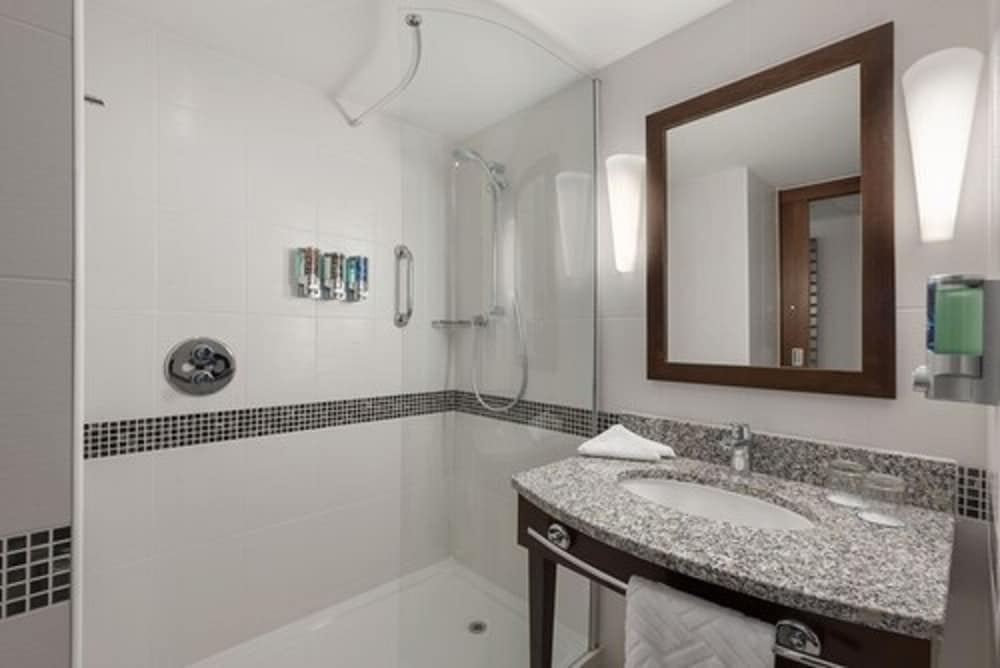Hampton By Hilton London Luton Airport
