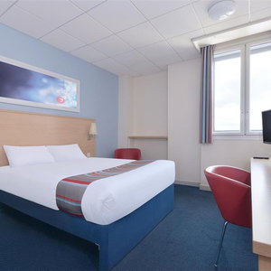 Hotel Travelodge Luton cazare Luton