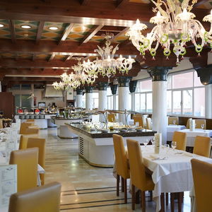 Hotel Hotel Fenix Torremolinos - Adults Only cazare Torremolinos