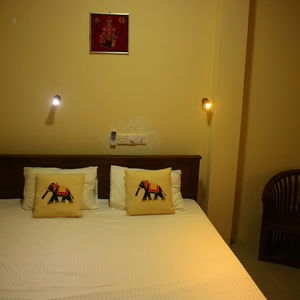 Hotel Under Water Safaris And Resort cazare Trincomalee