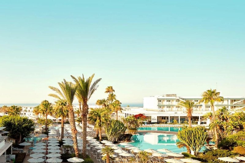 Hotel Sunwing Sandy Bay Beach