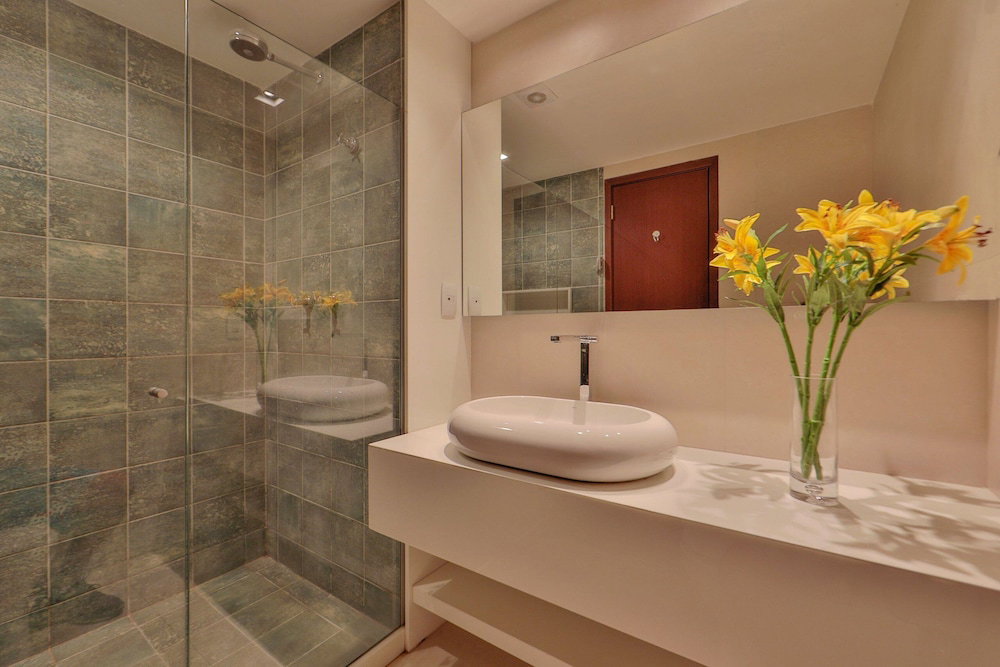 Hotel Hy Beach Flats - International