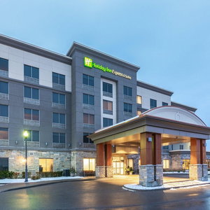 Hotel Holiday Inn Express & Suites Vaughan-Southwest cazare Vaughan