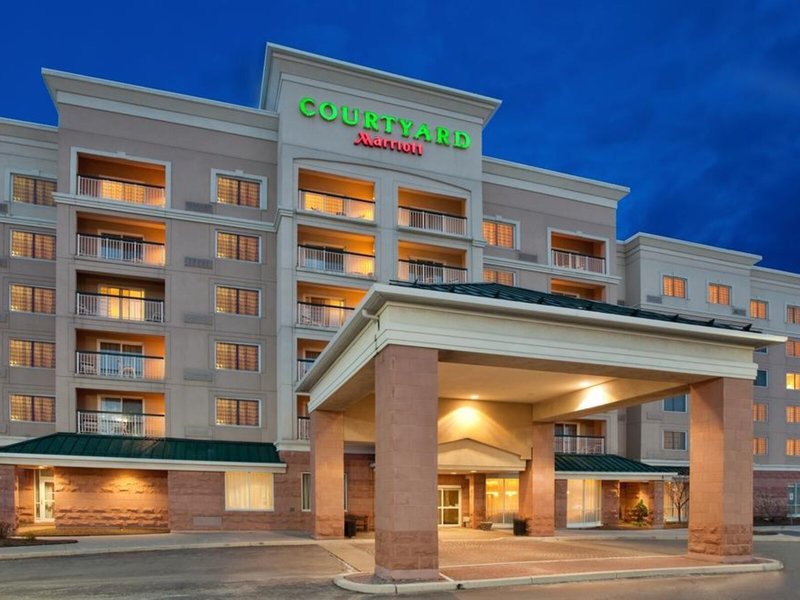 Hotel Courtyard Toronto Markham