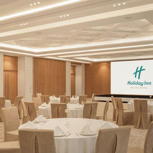 Hotel Holiday Inn Almaty By Ihg cazare Almaty