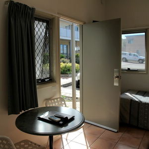 Hotel Travellers Motor Village cazare Newcastle