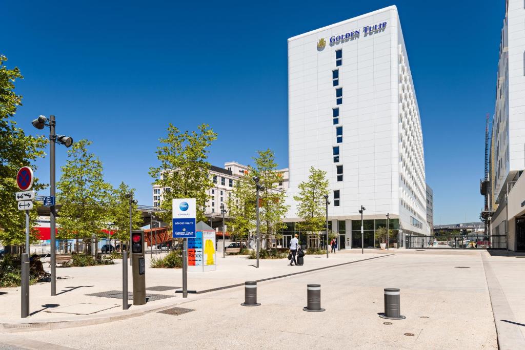 Hotel Golden Tulip Marseille Euromed
