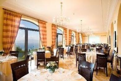 Grand Due Golfi