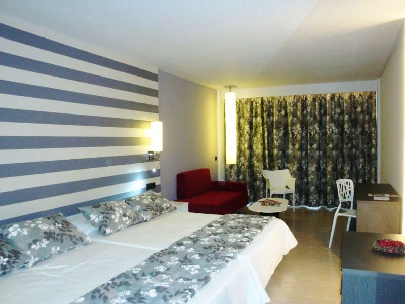Hotel Vinaros Aura