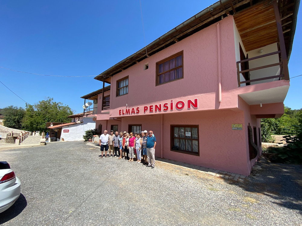 Elmas Restaurant Ve Pansiyon