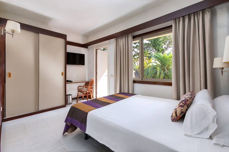 dal travel Radisson Resort & Residences Tenerife