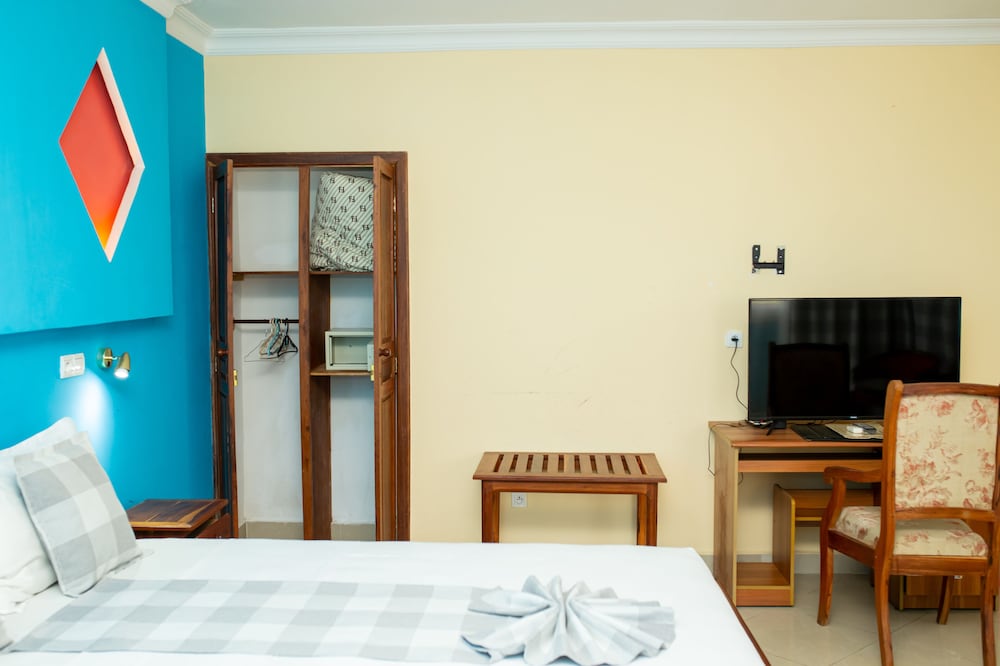 Amazone Hotel Tulear