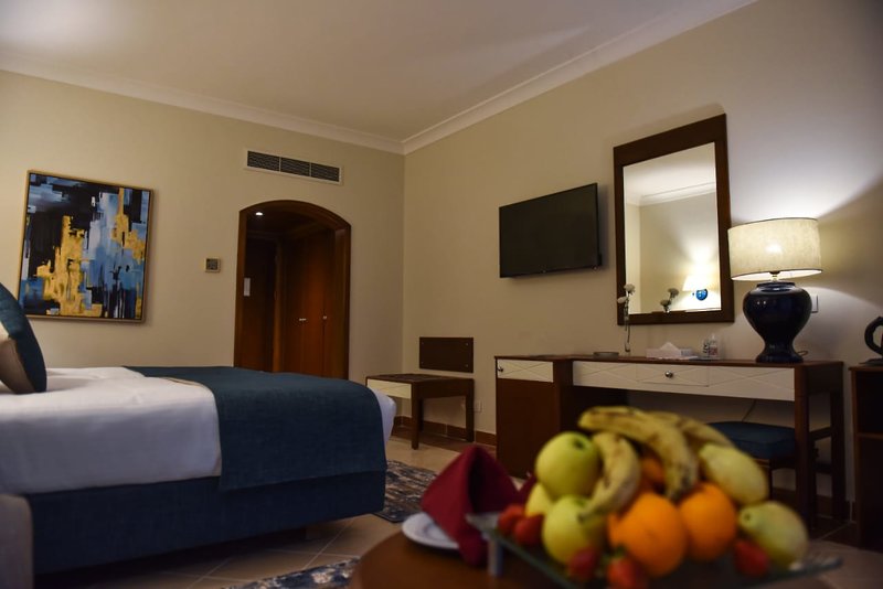 dal travel Ivy Cyrene Island Aqua Park Resort