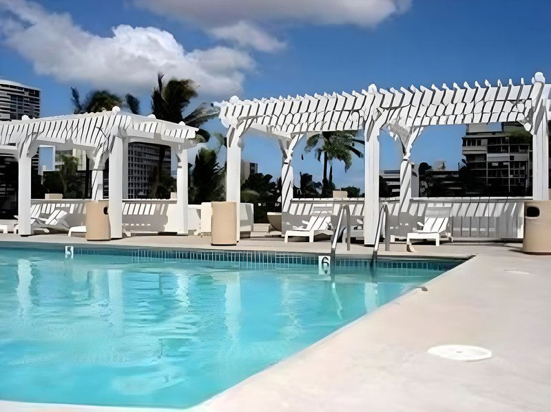 Hotel Waikiki Monarch Hotel