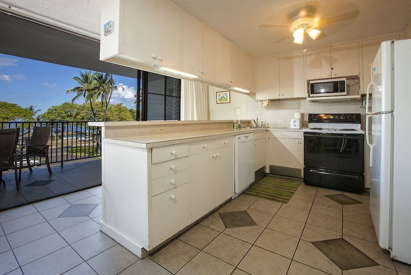 Maui Parkshore By Maui Condo & Home