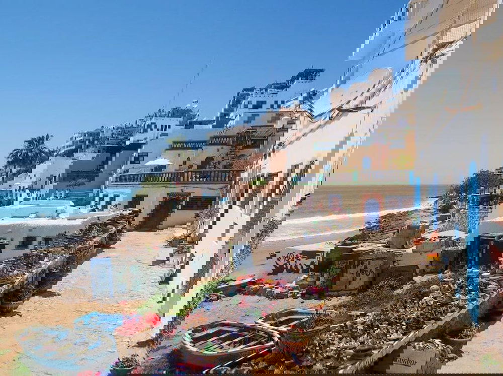 Hotel Auberge Sunrise Surf Camp