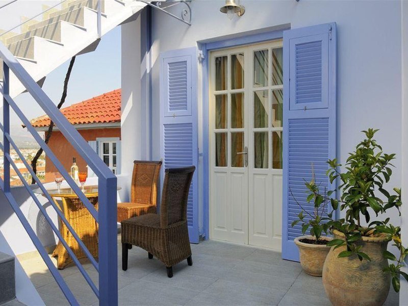 Aethra Boutique Rooms