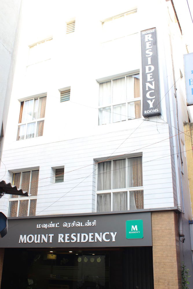 Hotel Mount Residency