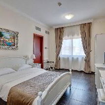 Hotel Royal Hotel Sharjah cazare Sharjah