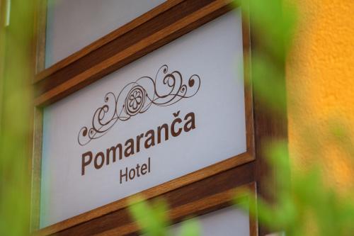 Hotel Pomarancha