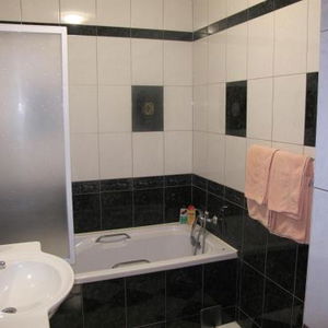 Hotel Apartment Sobe Ravbar cazare Novo Mesto