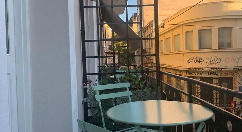 A-13 Belle Athenes Luxury Rooms At Monastiraki Railway Station