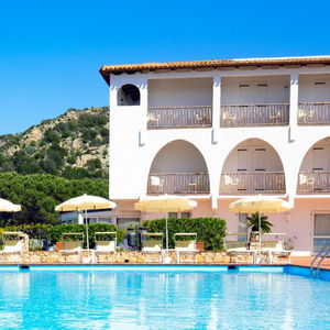 Hotel Cormorano cazare Sardinia