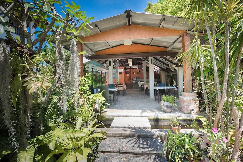 Hotel Monaburi Boutique Resort