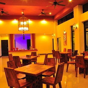 Sejur Navatara Phuket Resort vacanta Rawai