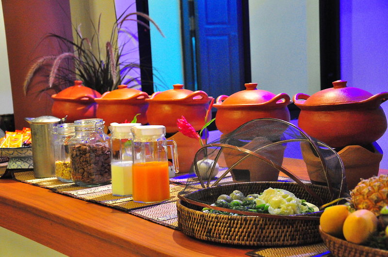 Navatara Phuket Resort