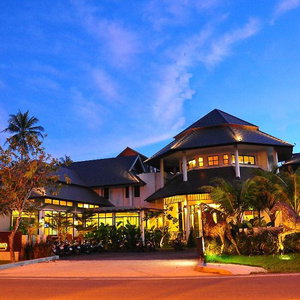 Hotel Navatara Phuket Resort cazare Rawai