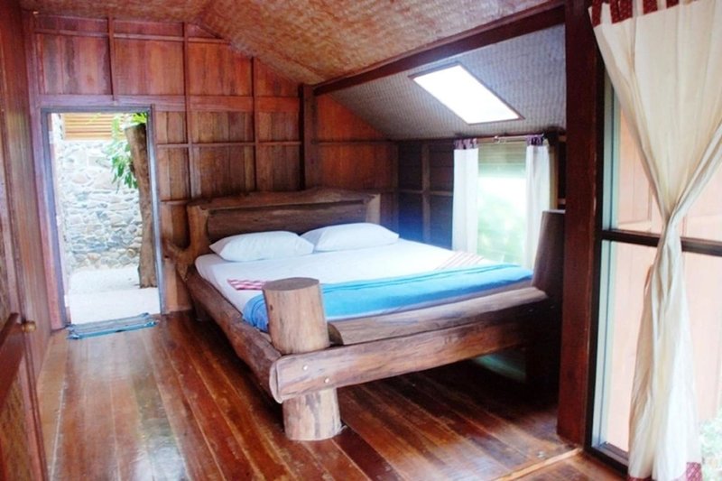 Hotel Phi Phi Sunset Bay Resort