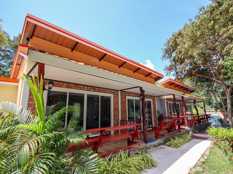Oyo 1085 Ma Lanta House