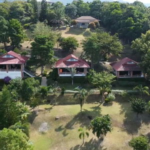 Hotel Freedom Estate cazare Saladan