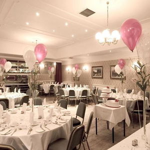 Hotel The Burnett Arms Hotel cazare Banchory