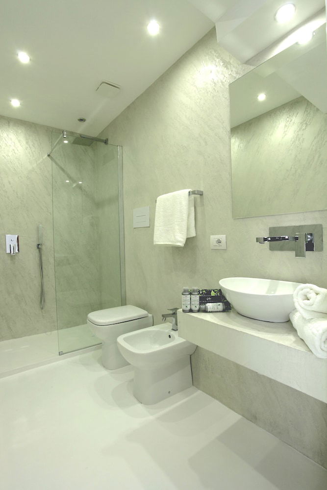 Hotel Double A Luxury Room